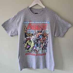 Marvel M Avengers Marvel Comic Group 90s Retro Streewear Nerd Graphic T-Shirt
